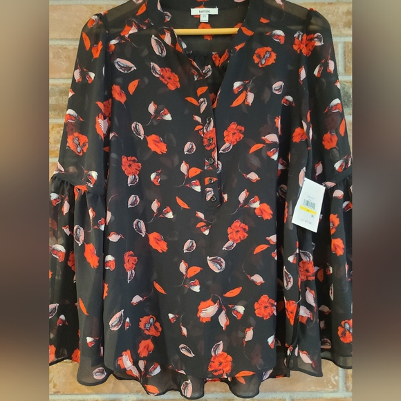 NWT Kensie Black with Red Shear Flowy Floral Bell Sleeve Blouse SZ M - Picture 4 of 12